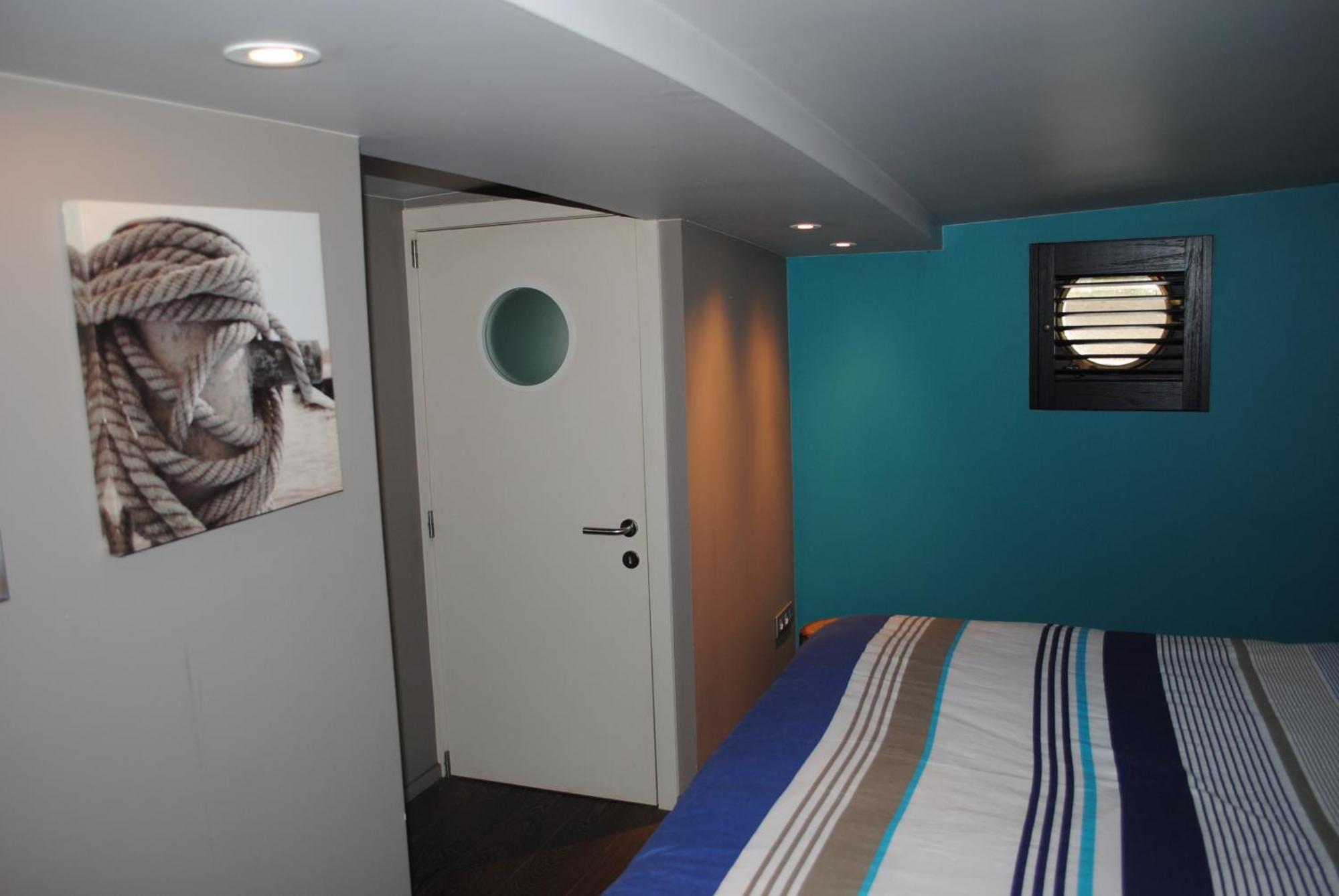 Boat & Breakfast Bellevue Hotel Gent Ngoại thất bức ảnh